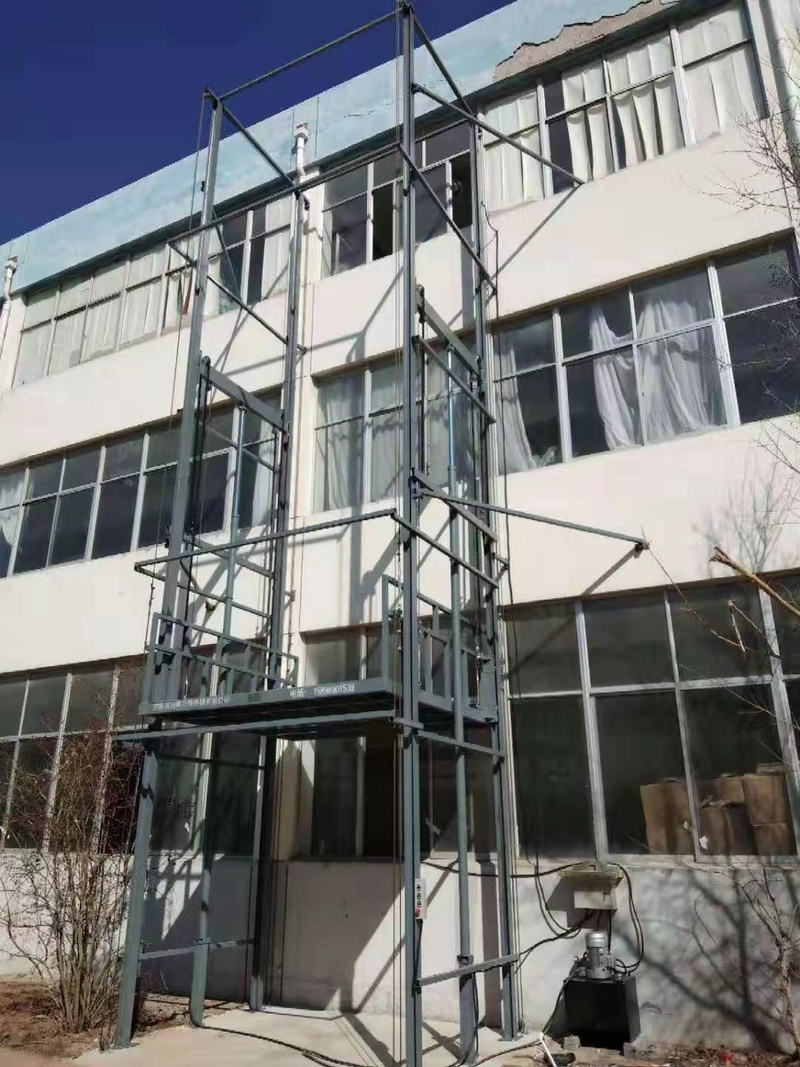 上海室外贴墙货梯